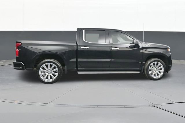 Used 2021 Chevrolet Silverado 1500 High Country w/ Technology Package image 18