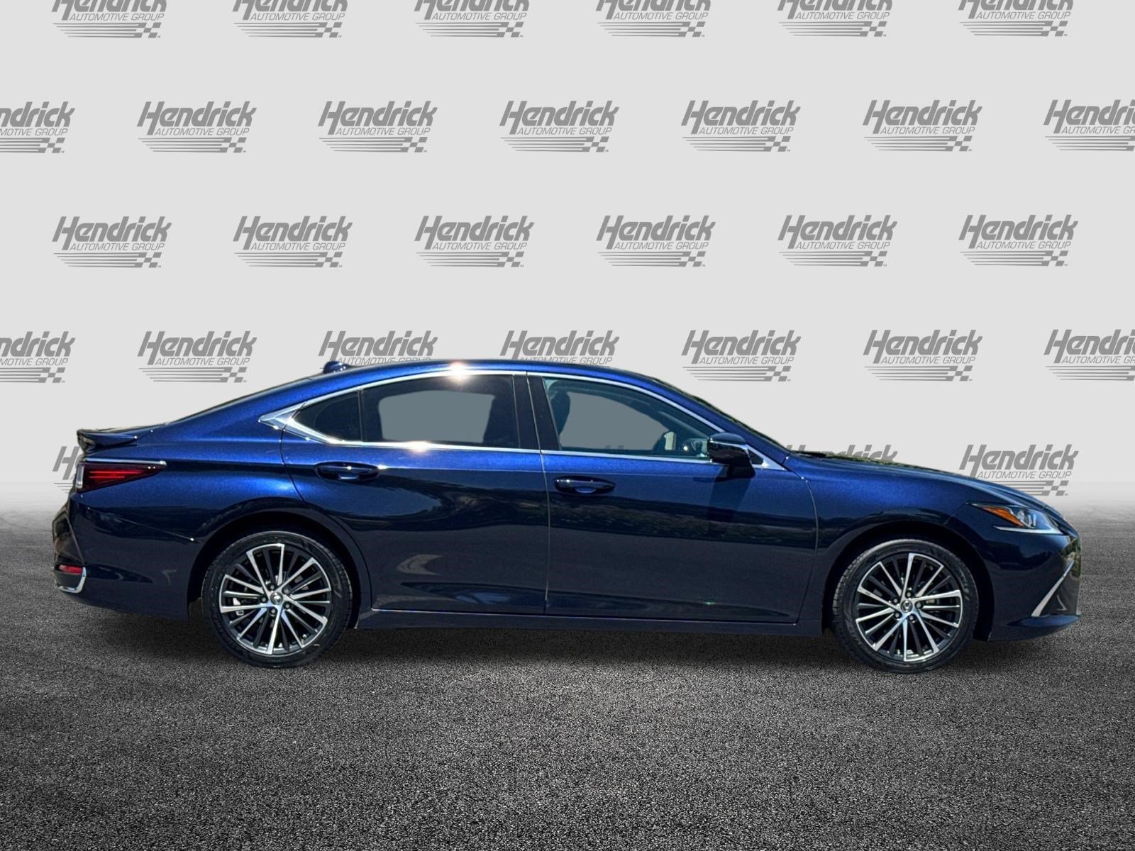 Certified 2024 Lexus ES 300h w/ Premium Package FWD image 3