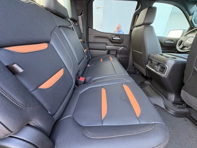 Used 2021 GMC Sierra 1500 AT4 w/ AT4 Premium Package image 6