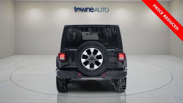Used 2022 Jeep Wrangler Unlimited Sahara w/ Cold Weather Group image 4