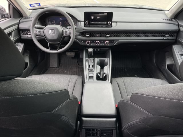 Certified 2025 Honda Accord SE image 9