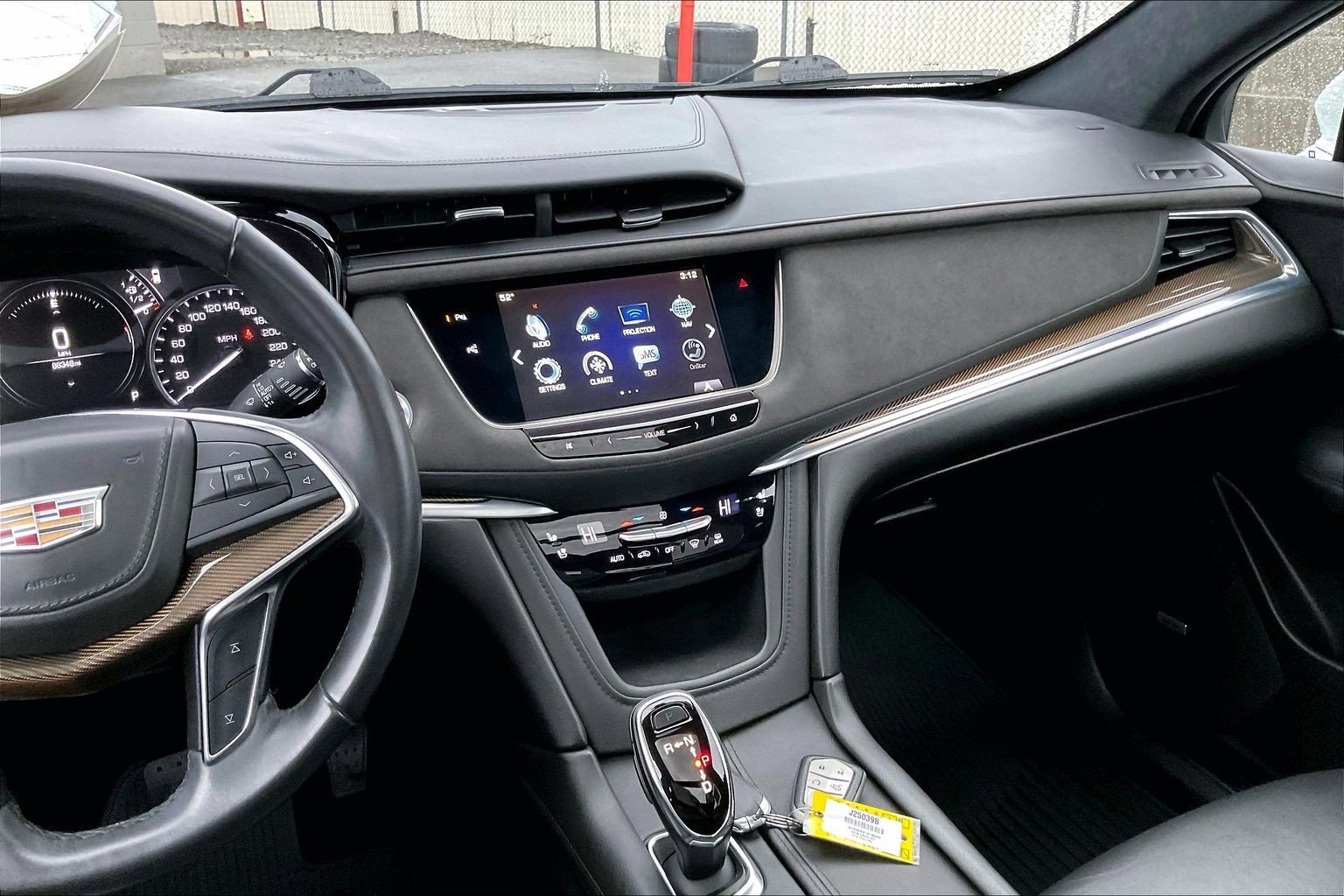 Used 2018 Cadillac XT5 Platinum image 6