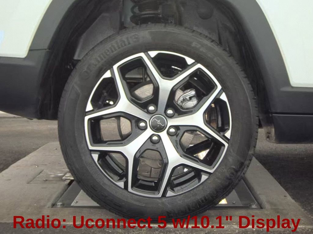 Used 2025 Jeep Compass Limited AWD/4WD image 20