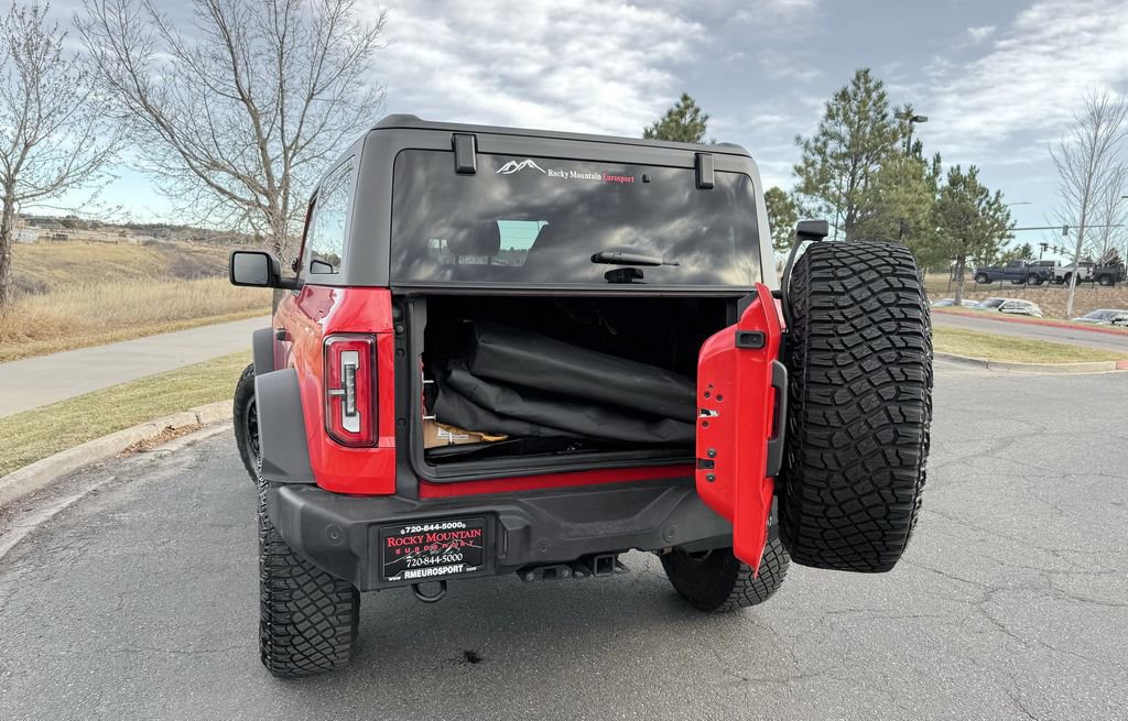 Used 2022 Ford Bronco Wildtrak image 8