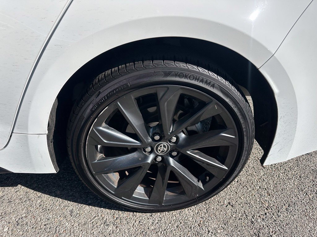 Used 2024 Toyota Corolla SE FWD image 3