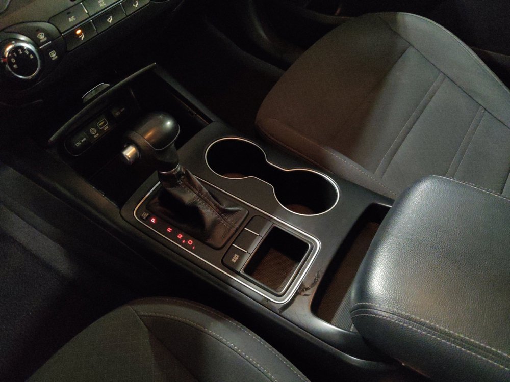 Used 2017 Kia Sorento LX image 26