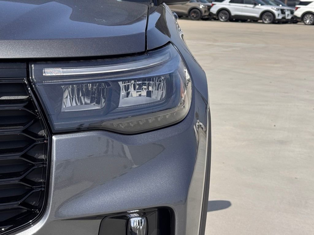 New 2026 Ford Explorer ST-Line w/ ST-Line Street Pack image 8