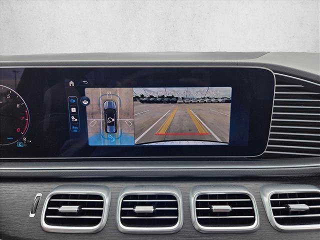 Used 2025 Mercedes-Benz GLS 450 4MATIC image 15