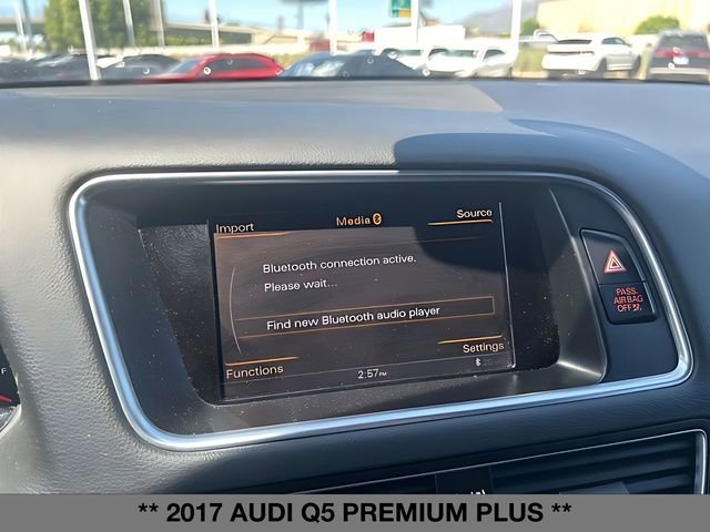 Used 2017 Audi Q5 2.0T Premium Plus w/ Technology Package AWD/4WD image 7
