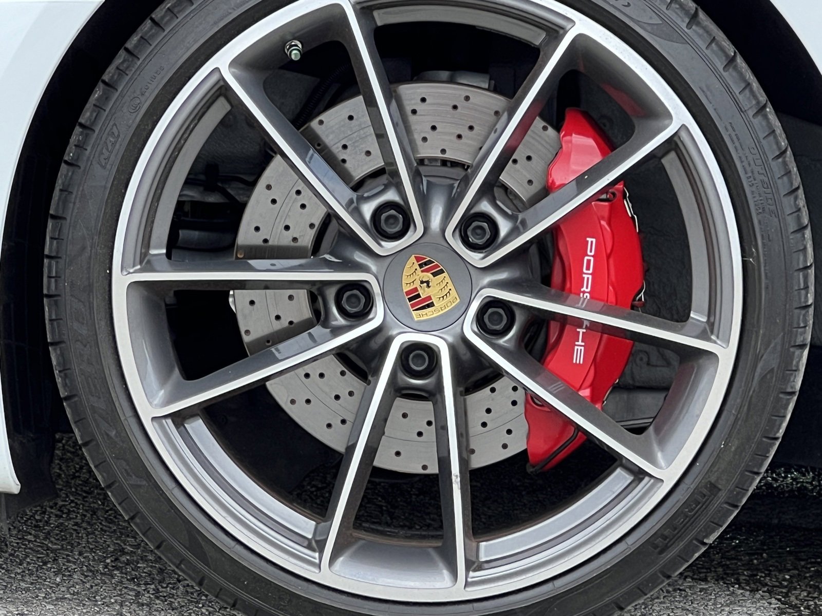 Certified 2021 Porsche 911 Targa 4S w/ Premium Package image 13