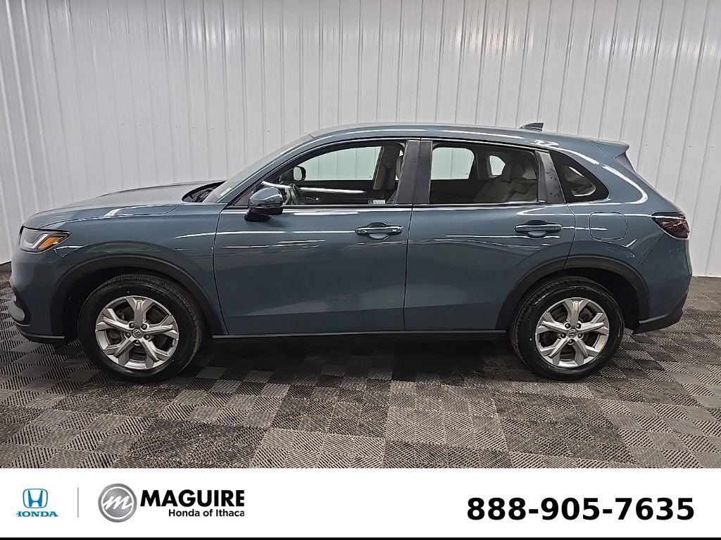 Used 2023 Honda HR-V LX image 5