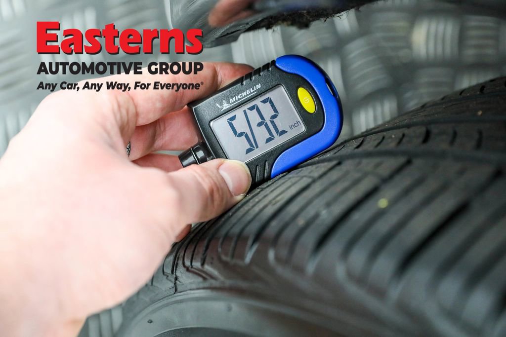 Used 2024 Nissan Ariya AWD image 28