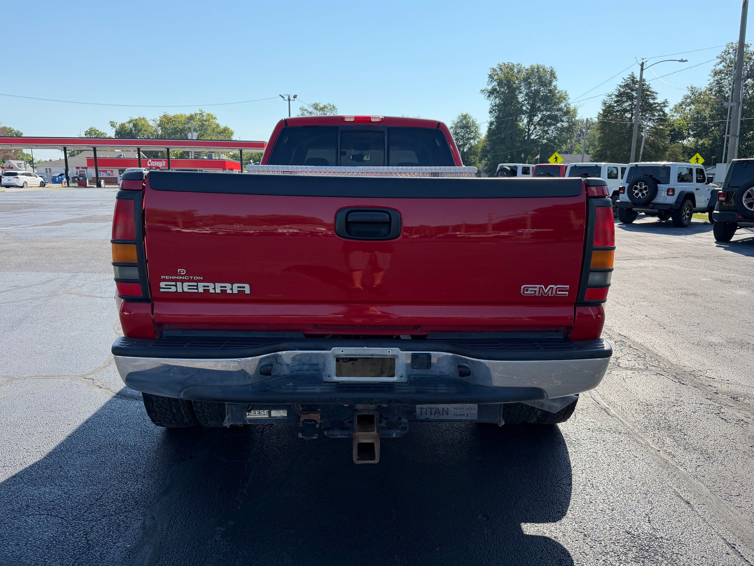 Used 2005 GMC Sierra 3500 SLE w/ Heavy-Duty Power Package AWD/4WD image 6