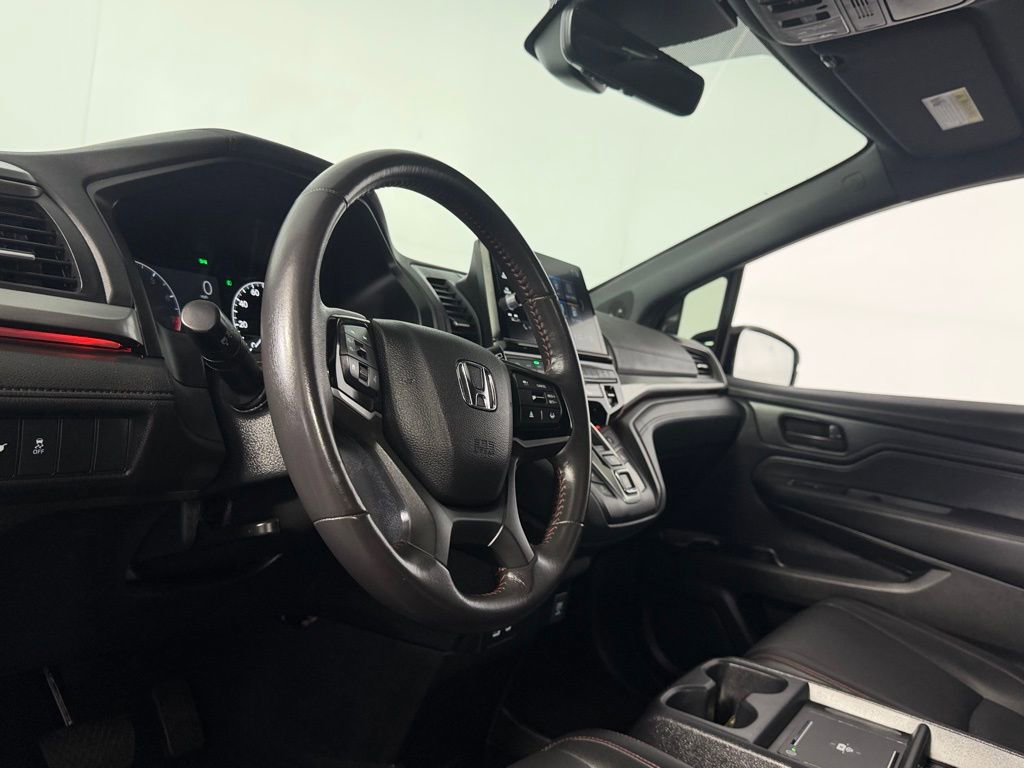 Used 2025 Honda Odyssey Sport-L image 22