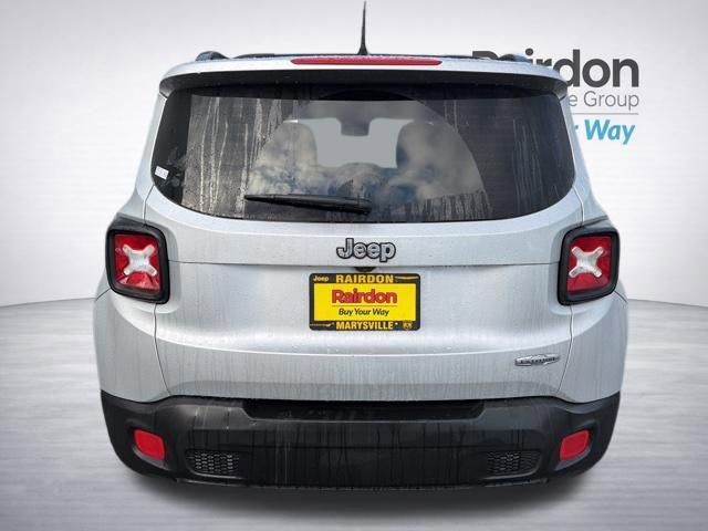 Used 2016 Jeep Renegade Latitude w/ Popular Equipment Group image 7