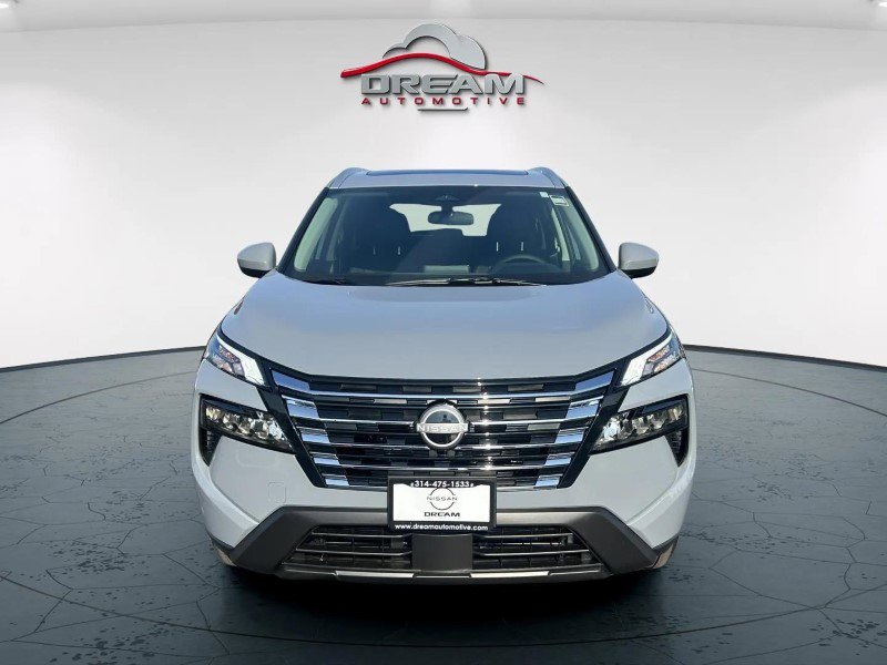 New 2026 Nissan Rogue SV image 3