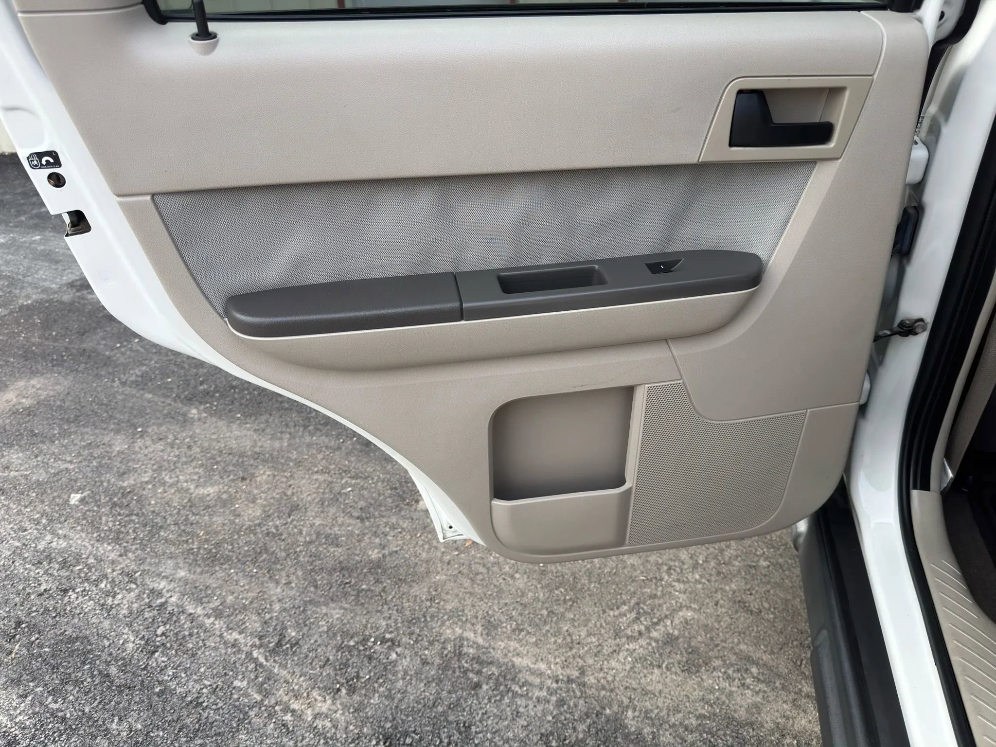 Used 2012 Ford Escape XLT image 7