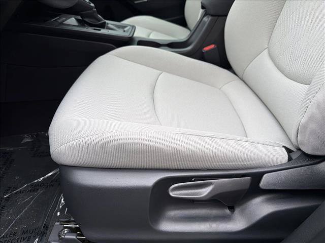 New 2026 Toyota Corolla Cross L image 12