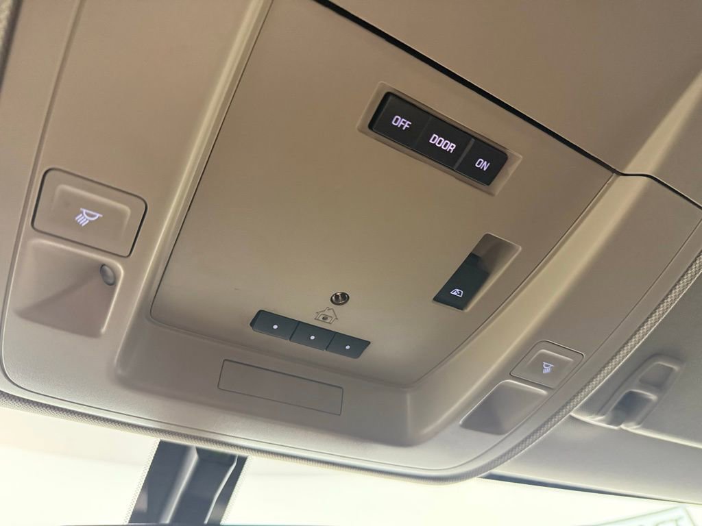 Used 2016 GMC Sierra 2500 SLT w/ Duramax Plus Package image 31