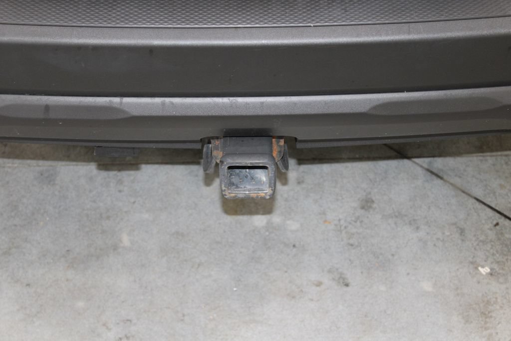 Used 2025 Ford Escape ST-Line Select w/ Class II Trailer Tow Package AWD/4WD image 16