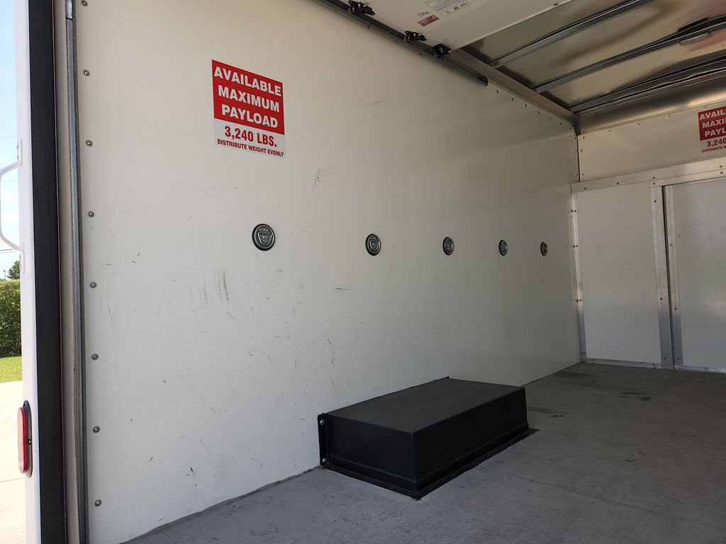 Used 2023 Ford Transit 350 DRW RWD image 13