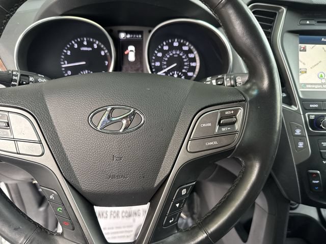 Used 2018 Hyundai Santa Fe Sport w/ Cargo Package FWD image 18