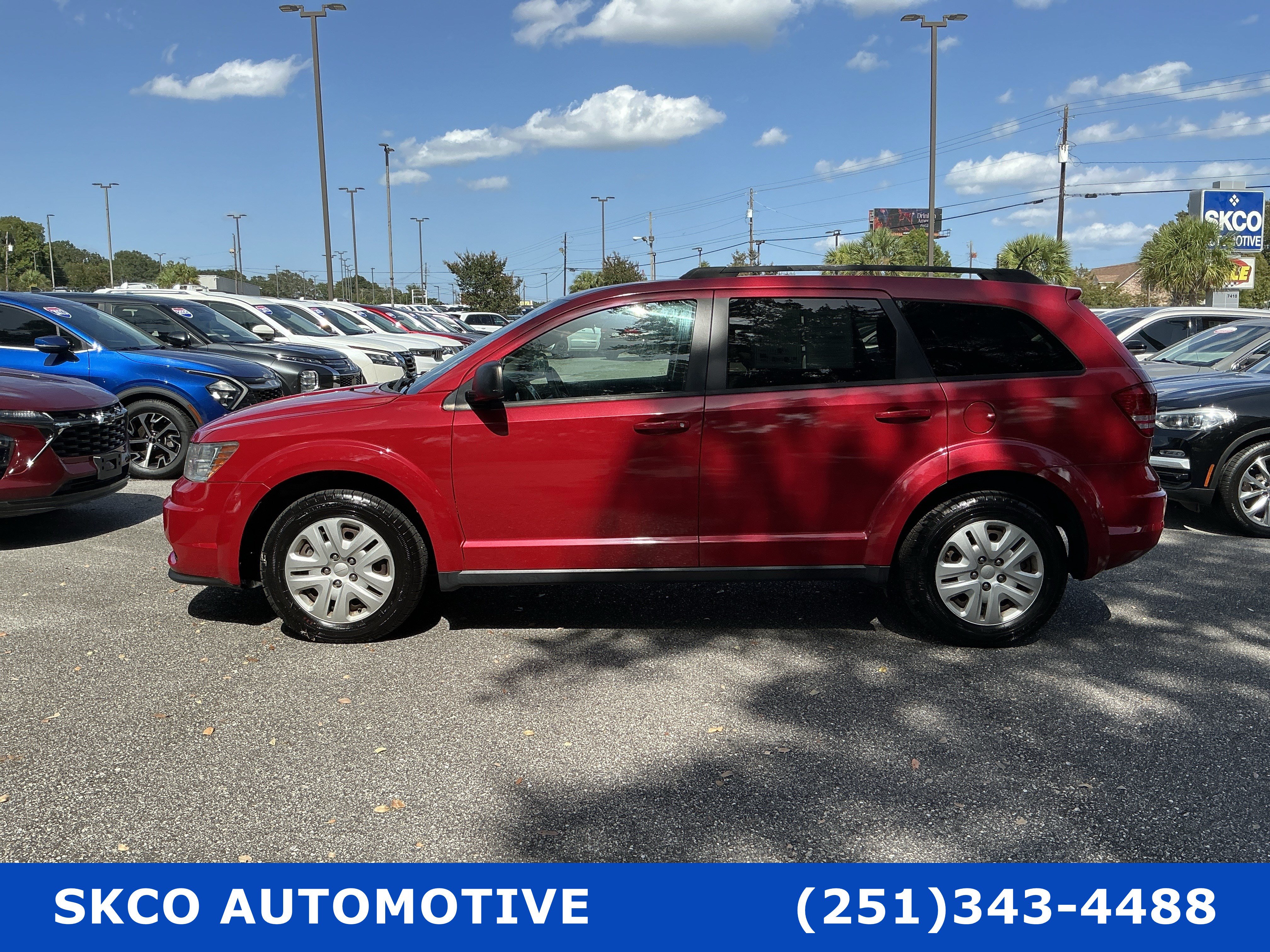 Used 2018 Dodge Journey SE FWD image 2