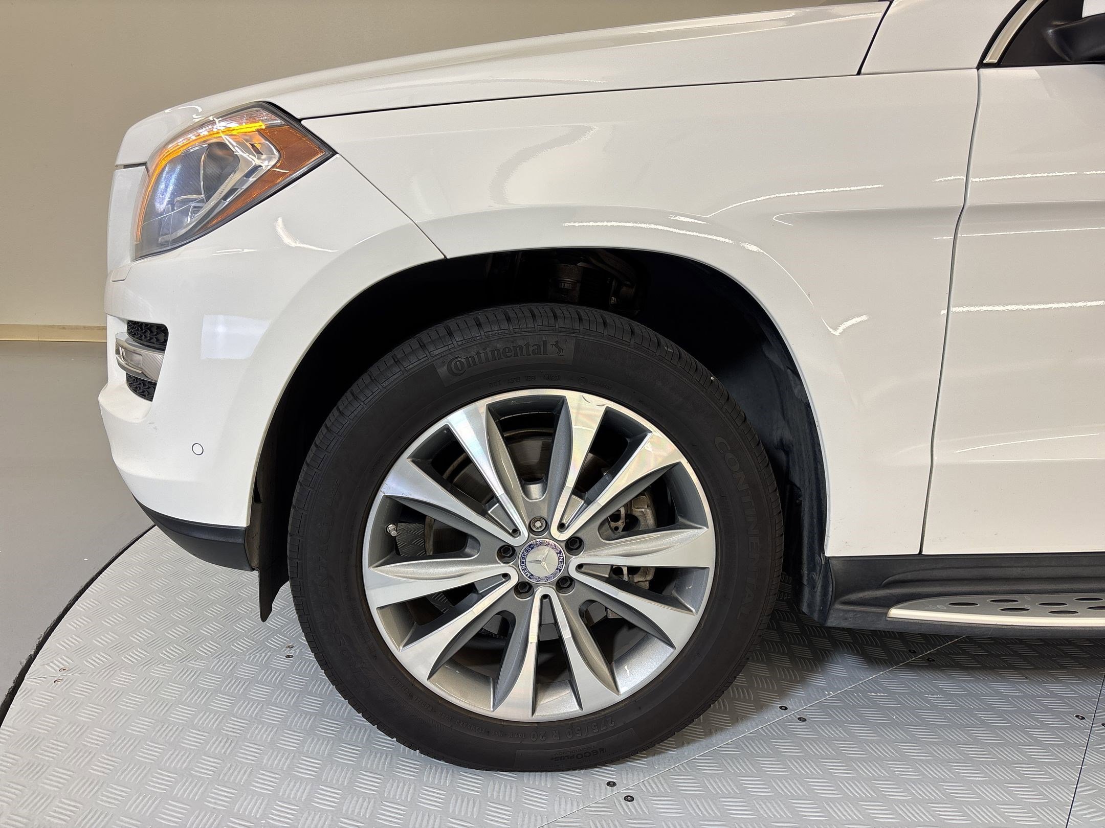 Used 2016 Mercedes-Benz GL 450 4MATIC image 11