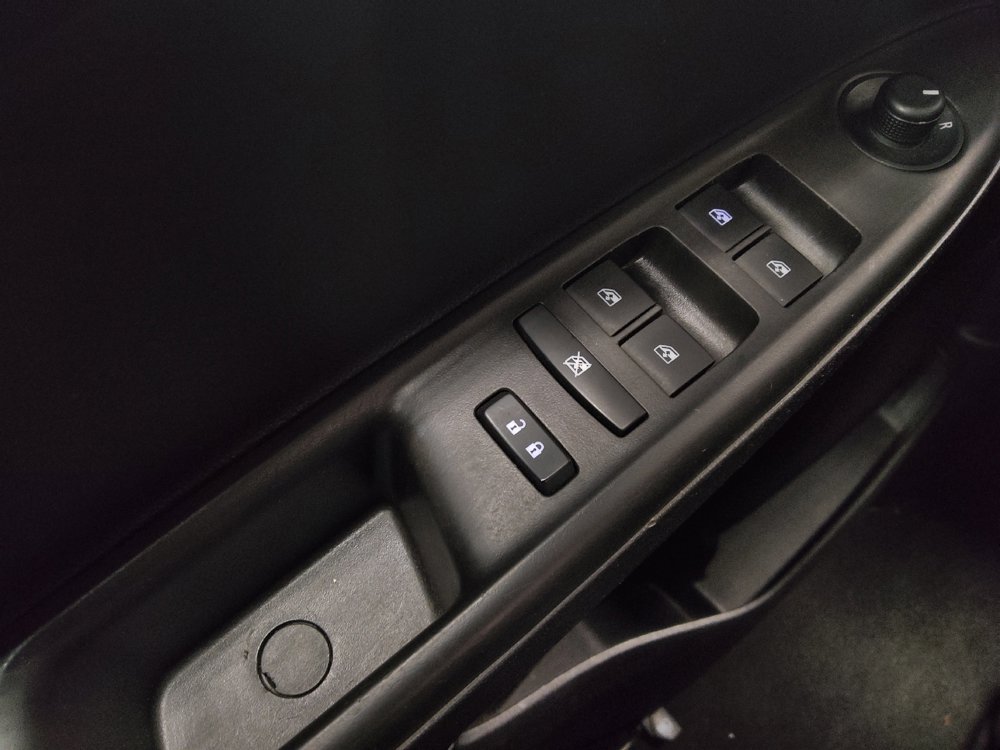 Used 2019 Chevrolet Spark LT image 27