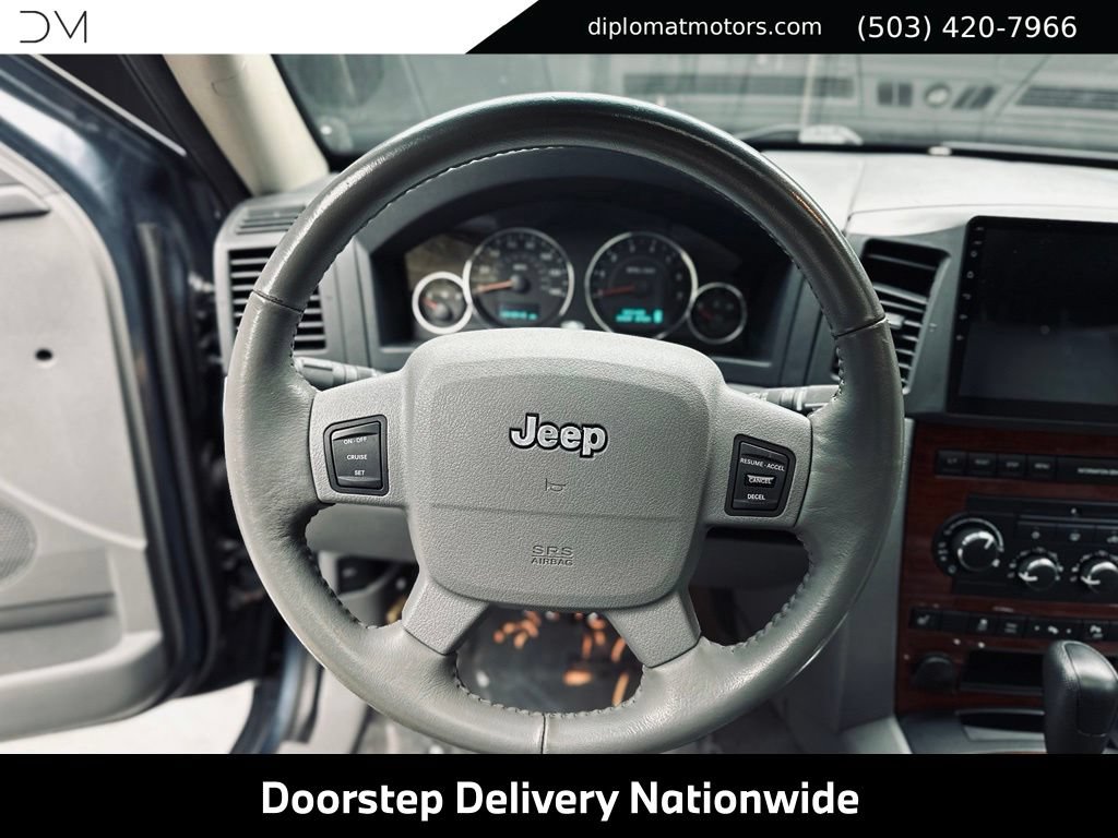 Used 2007 Jeep Grand Cherokee Limited w/ Trailer Tow Group IV AWD/4WD image 29