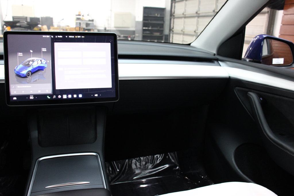 Used 2023 Tesla Model Y Long Range AWD/4WD image 14