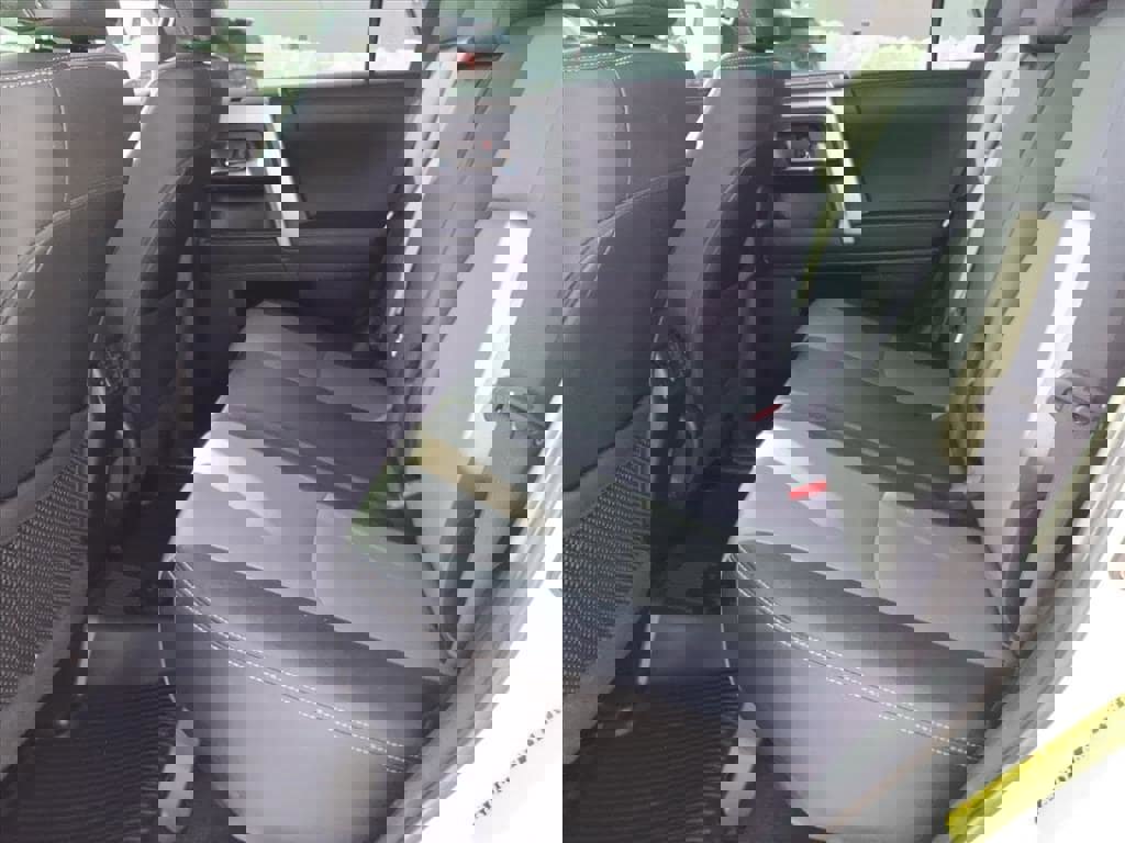 Used 2022 Toyota 4Runner SR5 Premium image 11