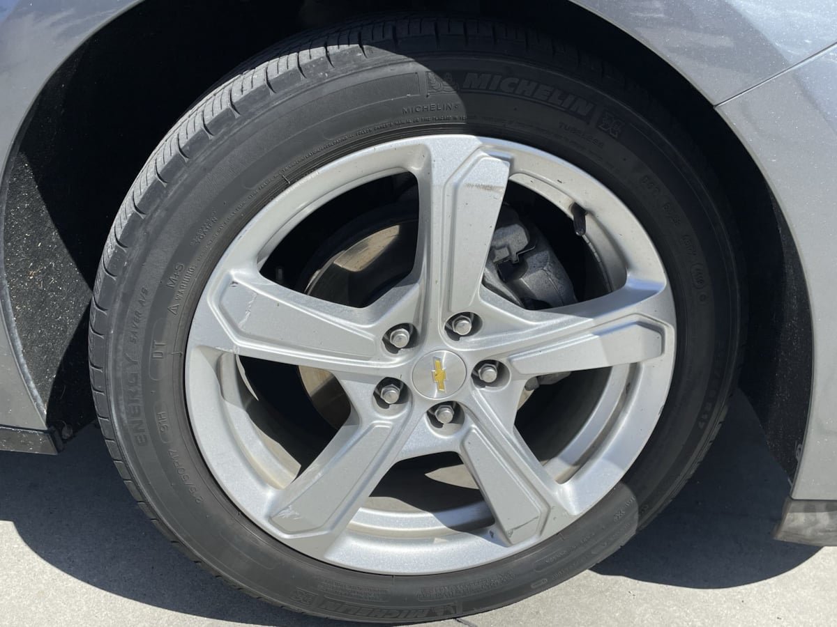 Used 2018 Chevrolet Volt LT FWD image 23