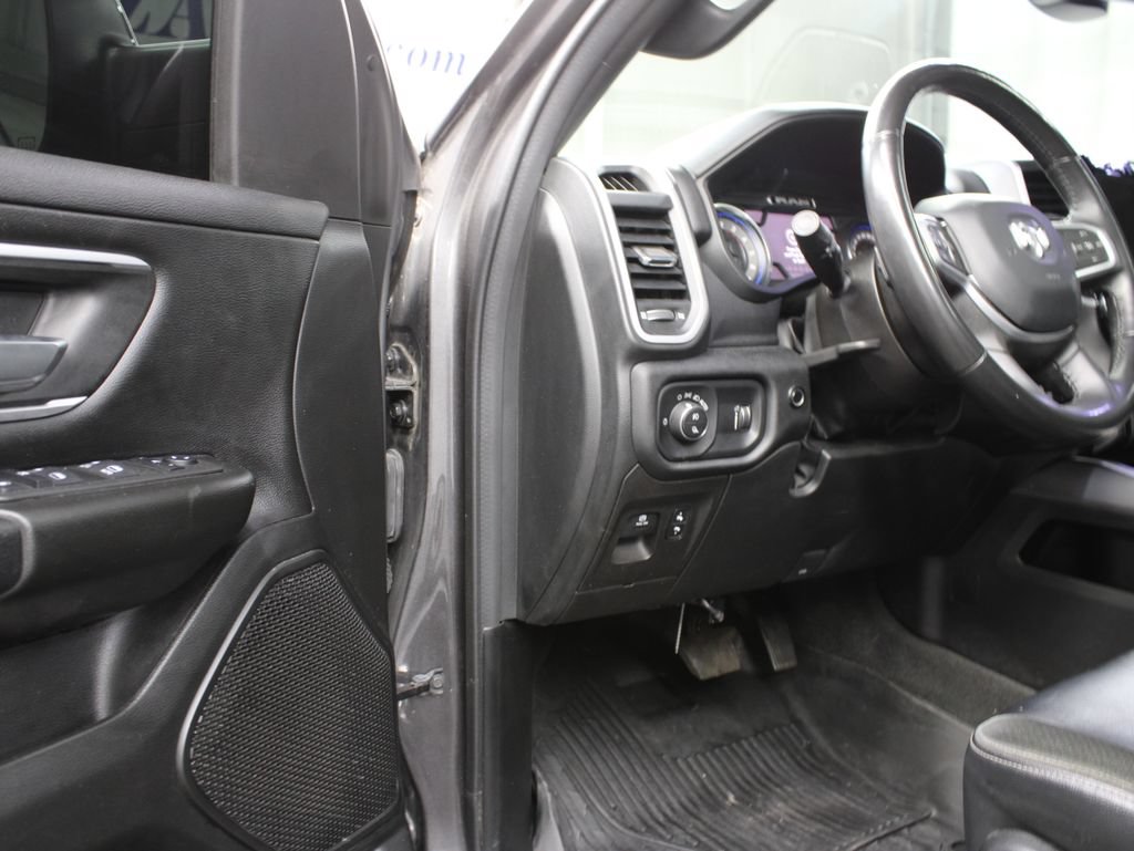 Used 2022 RAM 1500 Big Horn AWD/4WD image 50