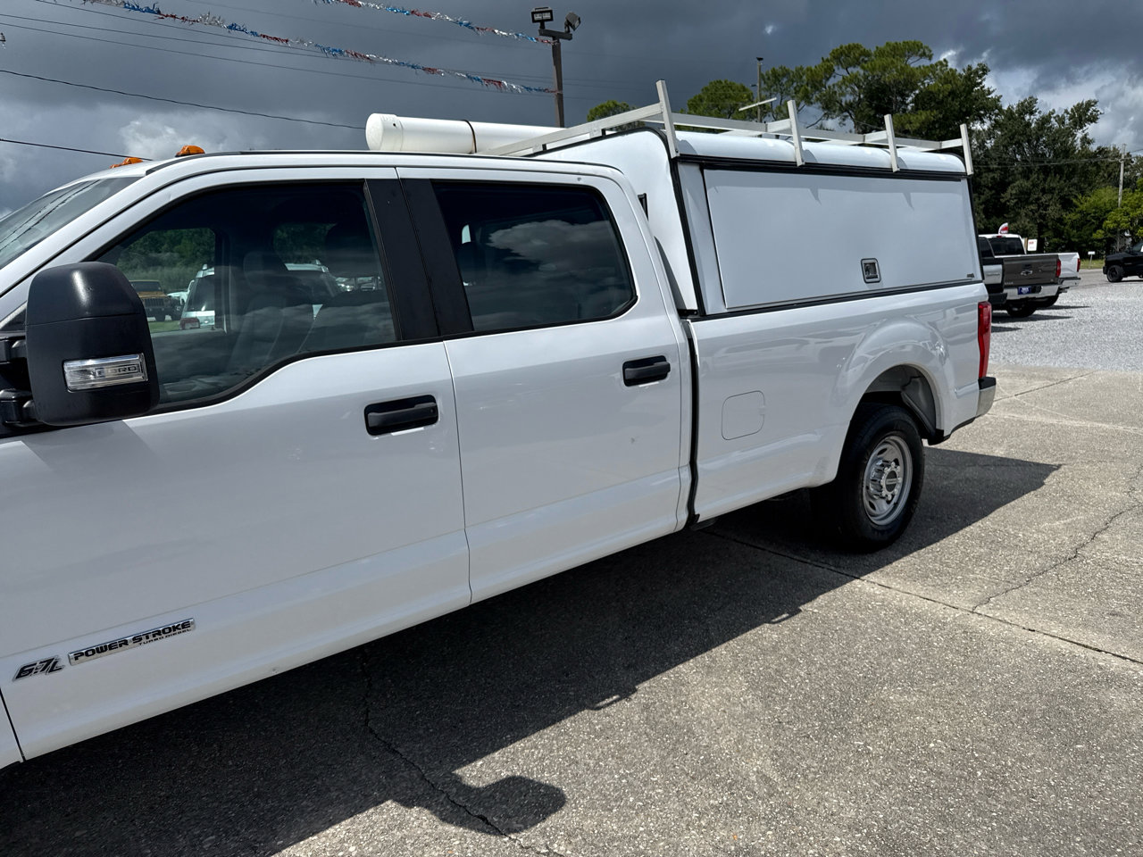 Used 2017 Ford F250 XL w/ Power Equipment Group image 4