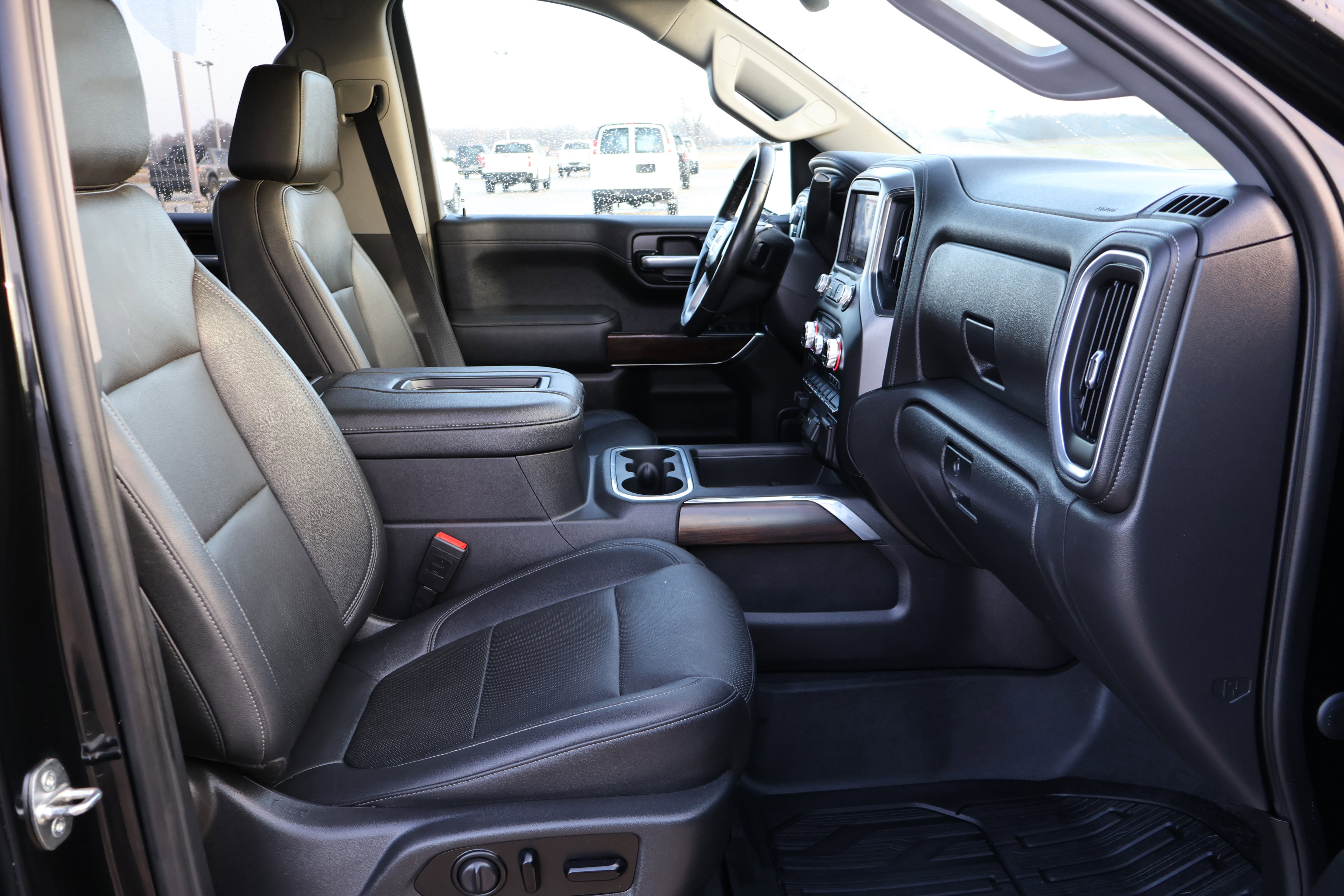 Used 2021 GMC Sierra 1500 SLT image 15