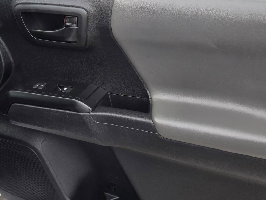 Used 2023 Toyota Tacoma SR image 8