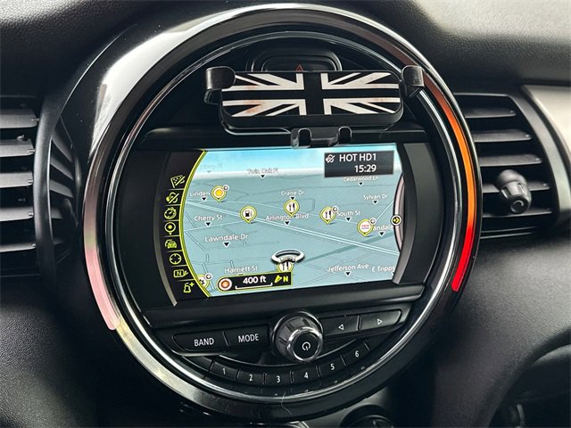 Used 2015 MINI Cooper S image 30