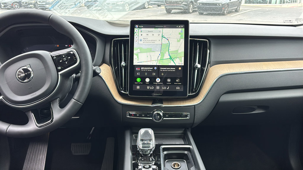 New 2026 Volvo XC60 B5 Plus w/ Protection Package Premier AWD/4WD image 5