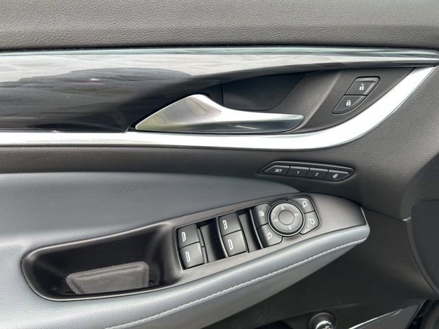 Used 2020 Buick Enclave Premium w/ Sun and Sites Package image 7