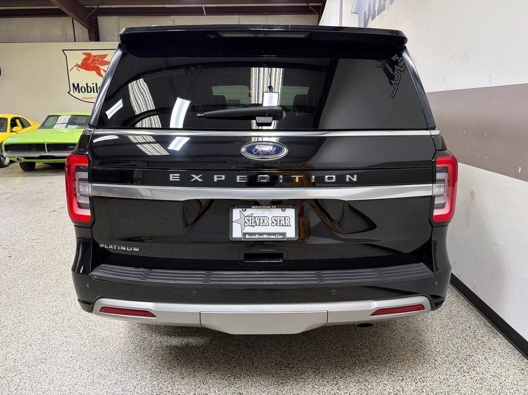 Used 2023 Ford Expedition Platinum AWD/4WD image 8