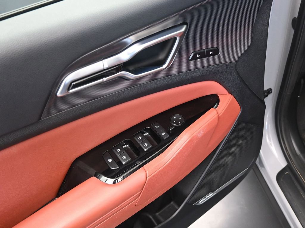 Used 2023 Kia Sportage SX image 26