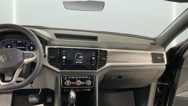 Used 2023 Volkswagen Atlas Cross Sport SE AWD/4WD image 12