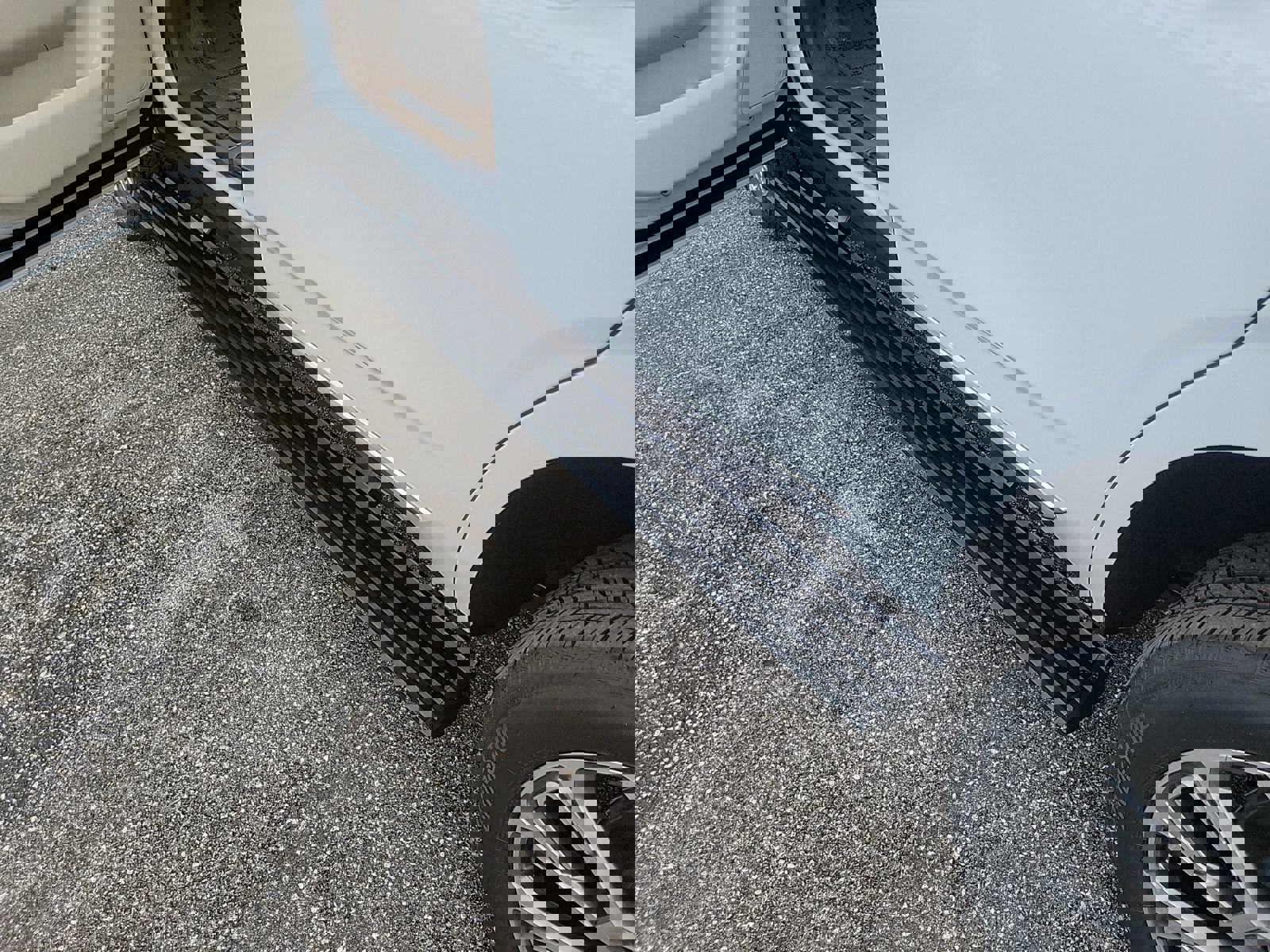 New 2026 GMC Yukon Denali image 9