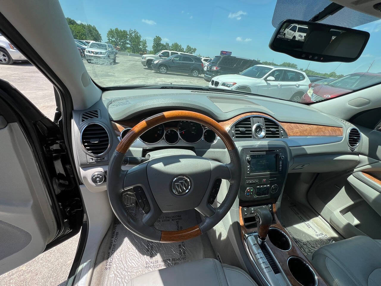 Used 2011 Buick Enclave CXL FWD image 10