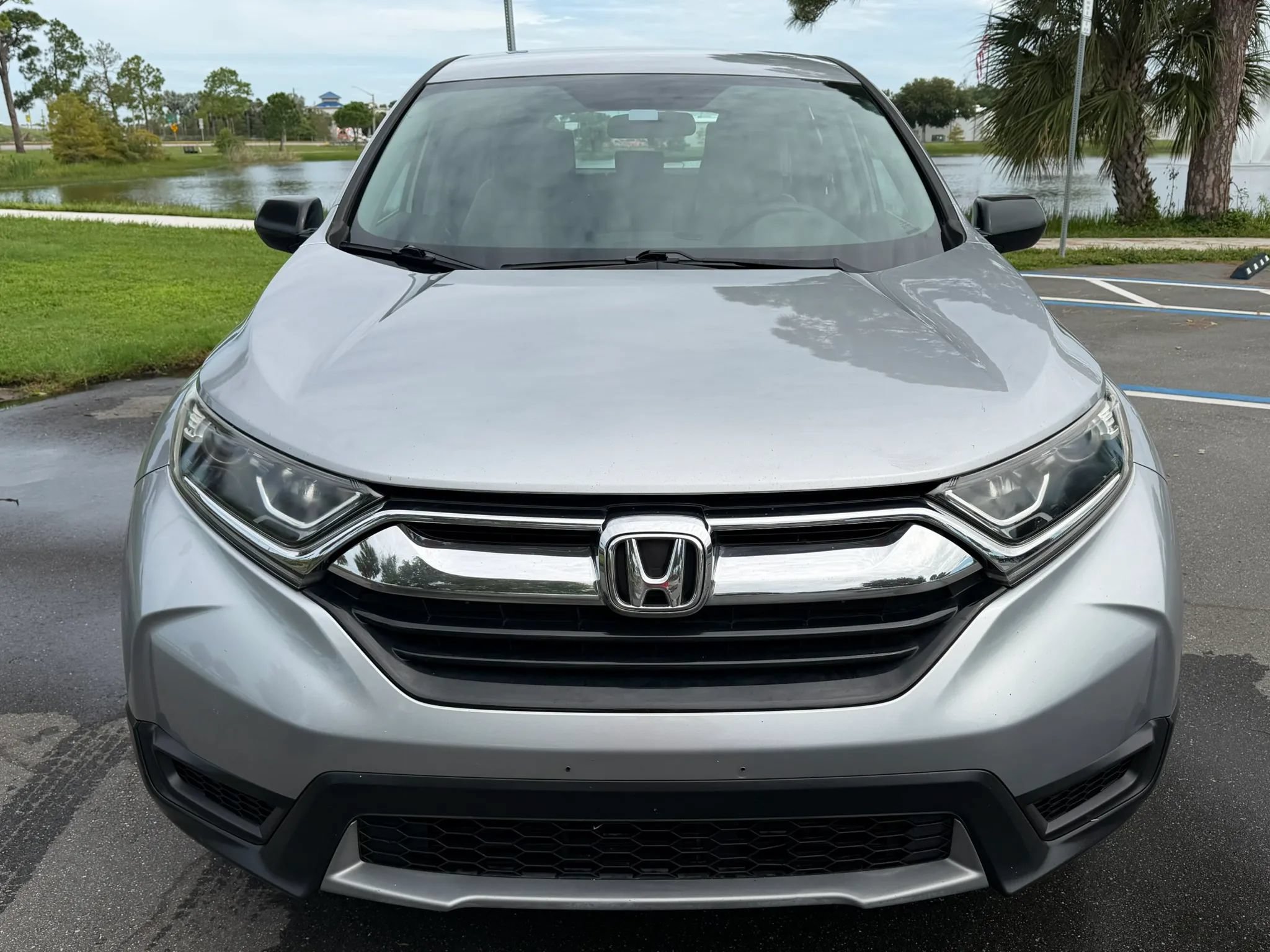 Used 2018 Honda CR-V LX image 3