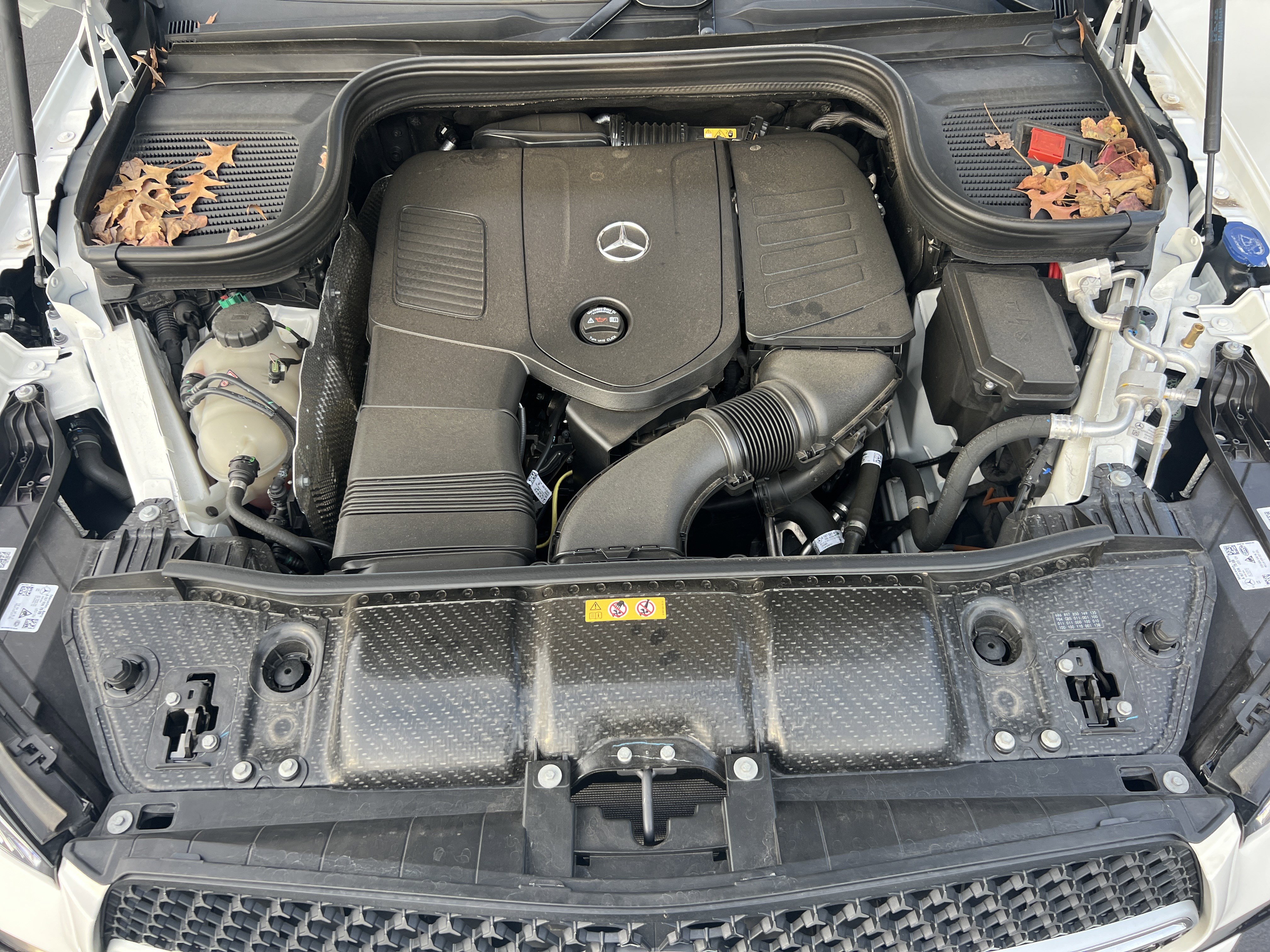 Used 2025 Mercedes-Benz GLE 450e 4MATIC image 36