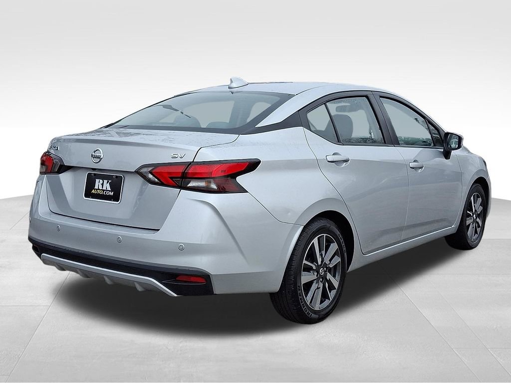 Used 2021 Nissan Versa SV image 7