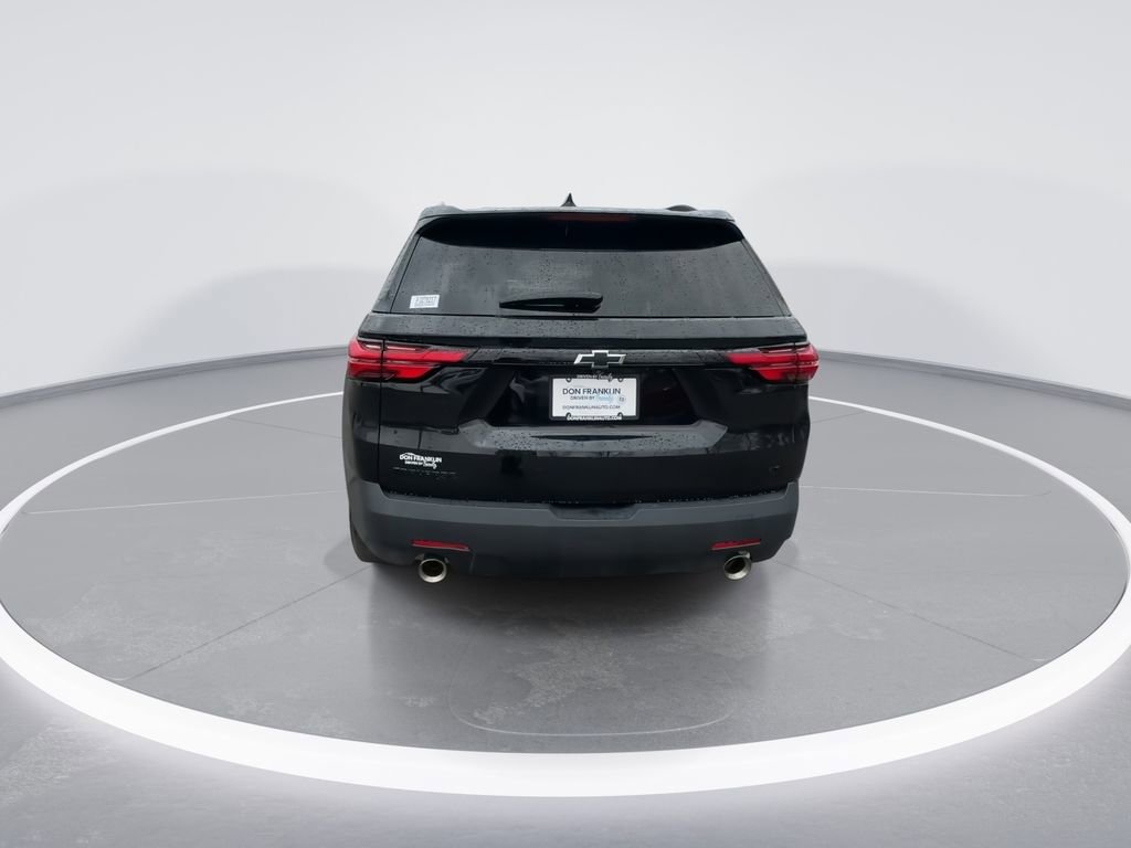 Used 2023 Chevrolet Traverse LT image 7