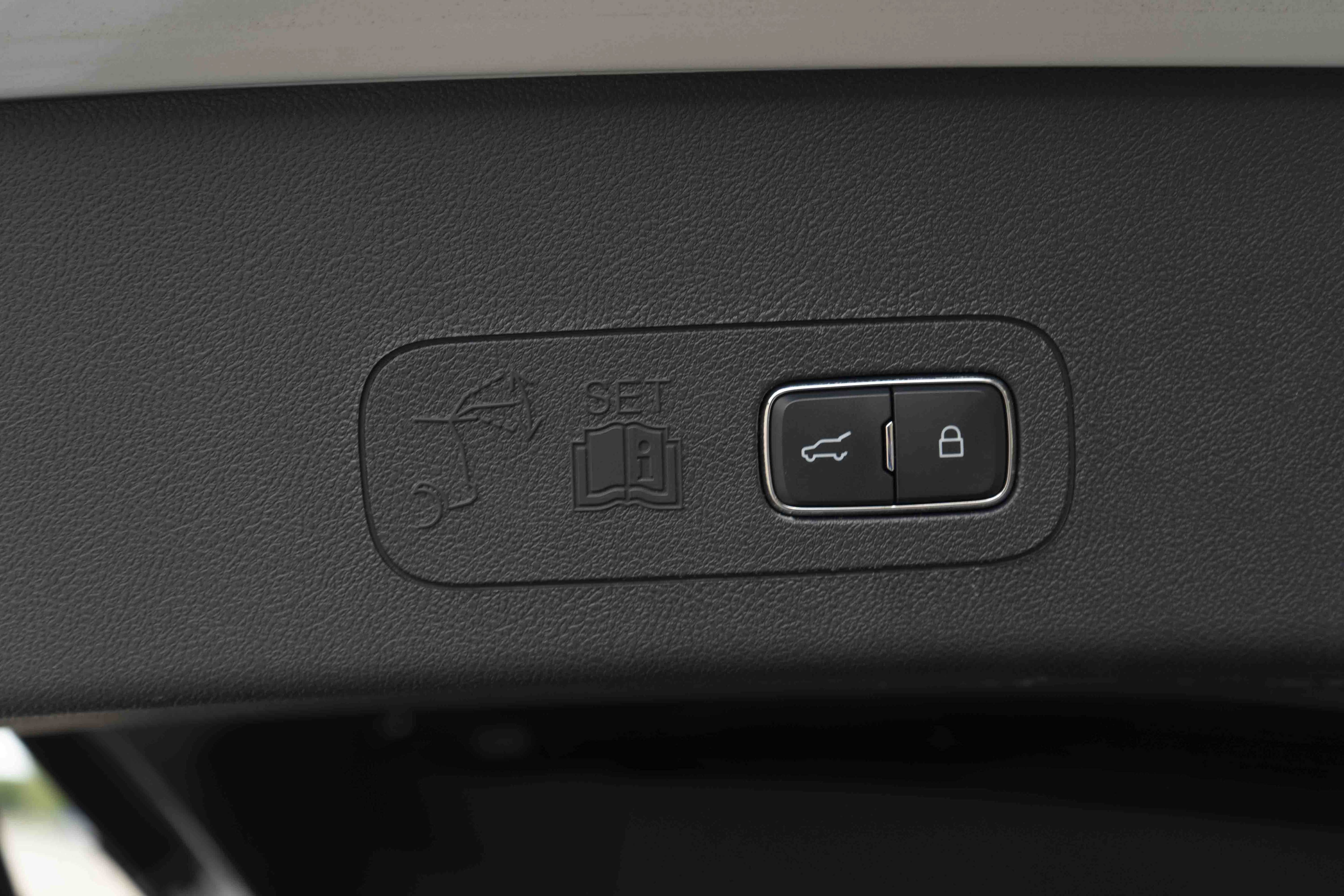 Used 2025 Lincoln Aviator Black Label AWD/4WD image 44